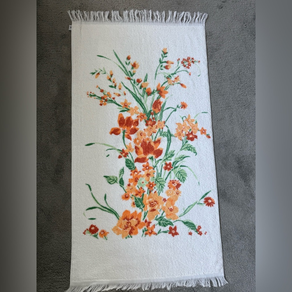 Single vintage Wabasso bath towel